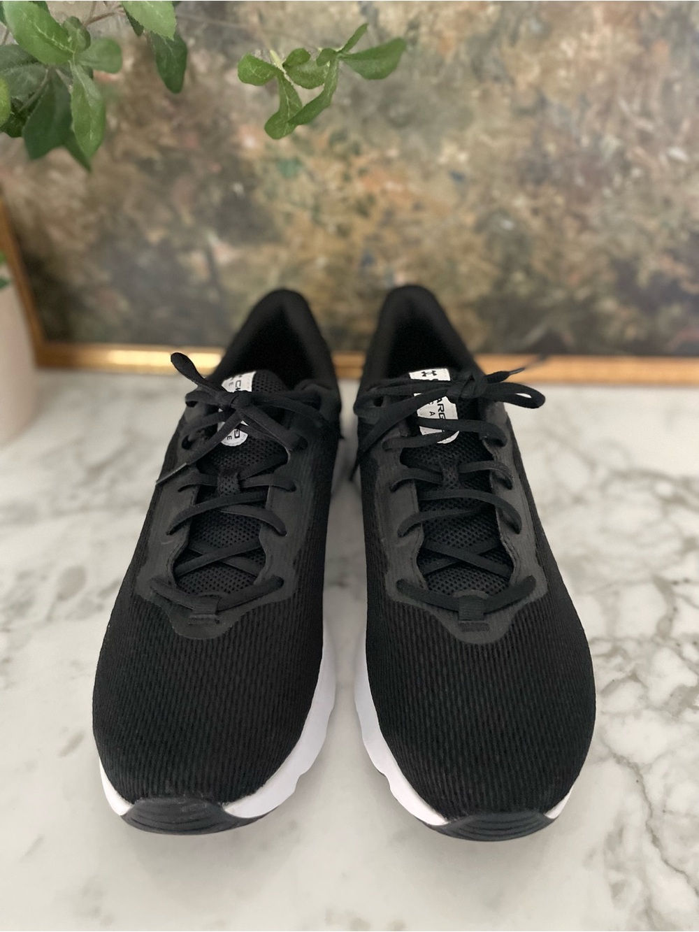 Under Armour Charged Escape 4 Running Shoes Size 11 Sneakers Black & White - Picture 4 of 8